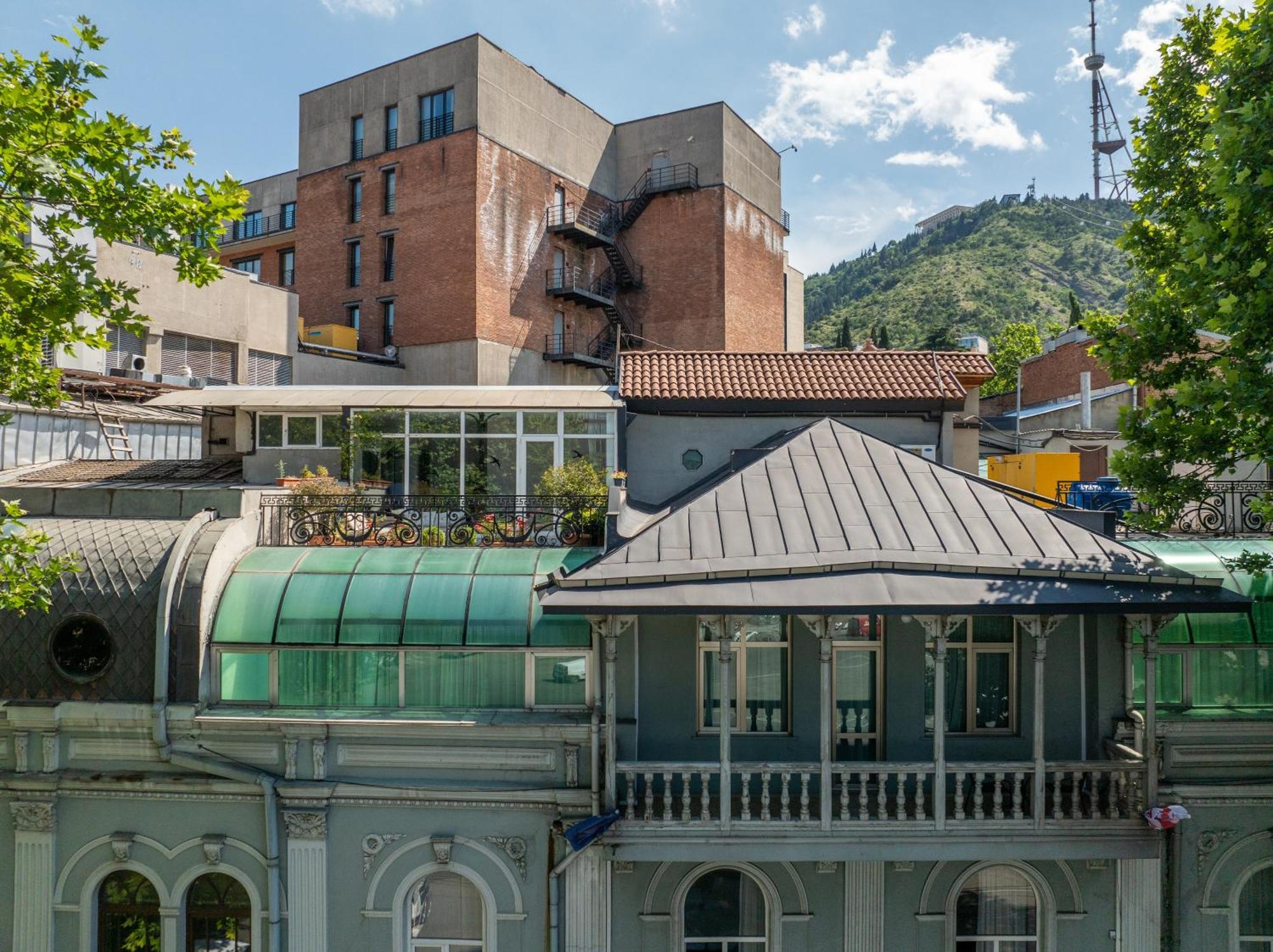 Hotel Bella Casa Tbilisi Bagian luar foto