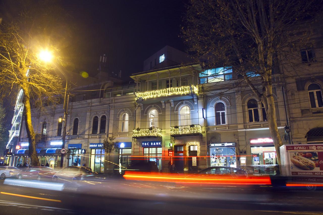 Hotel Bella Casa Tbilisi Bagian luar foto